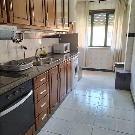 Daire Guestready - Moorish Surfer Homestay - Consolacao *